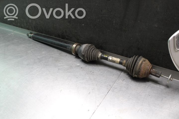 Volvo V70 Priekinis pusašis 