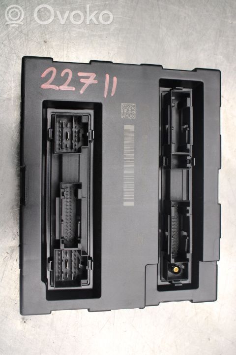 Fuse module   8K0907064CP