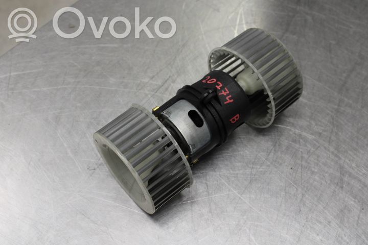 Mazā radiatora ventilators   64106977950