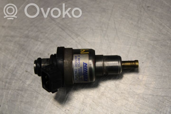 Volkswagen Transporter - Caravelle T5 Inyector de combustible 