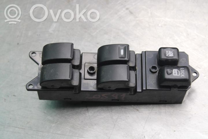 Electric window control switch   8608A068