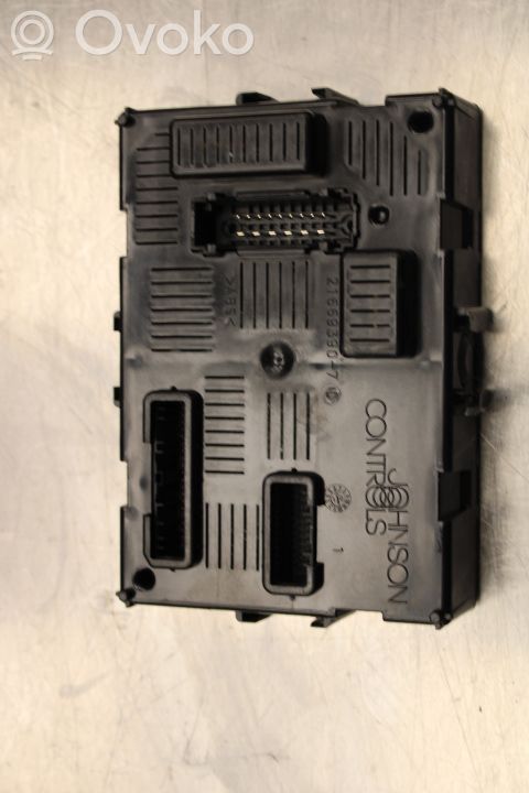Nissan Note (E11) Fuse module 