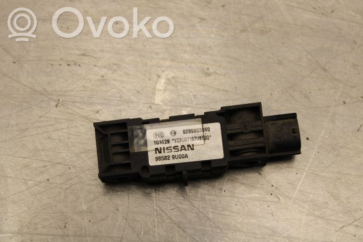 Sensor impacto/accidente para activar Airbag   985829UD0A,0285003060