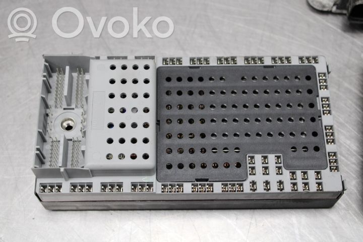 Saugiklių blokas   8676284,8645716