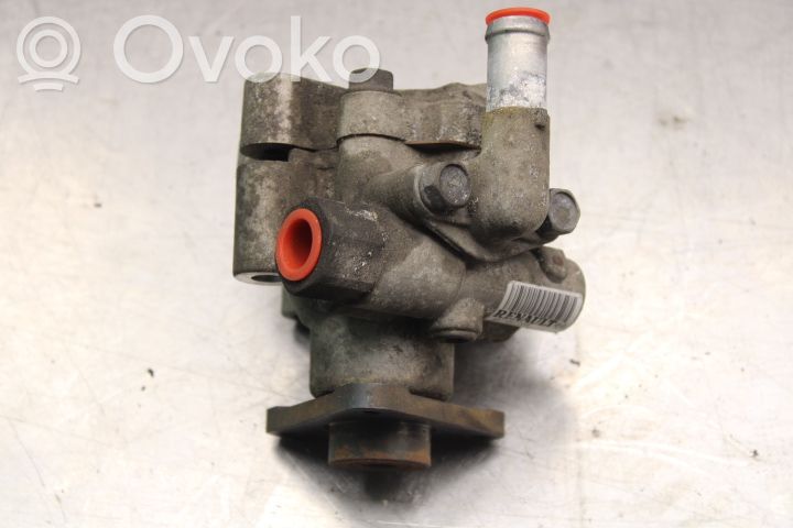 Renault Master III Power steering pump 