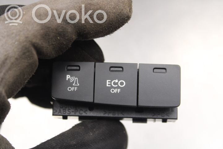 Multifunctional control switch/knob   9666425877