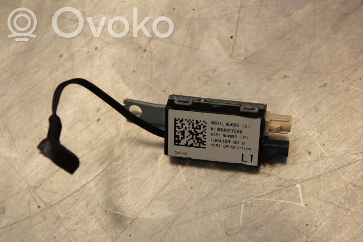 Tesla Model S Radio antena 