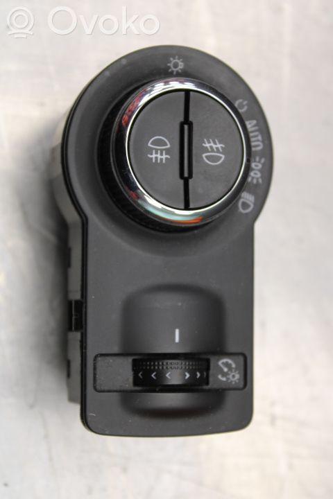 Interruptor de control del panel de luces   22901659