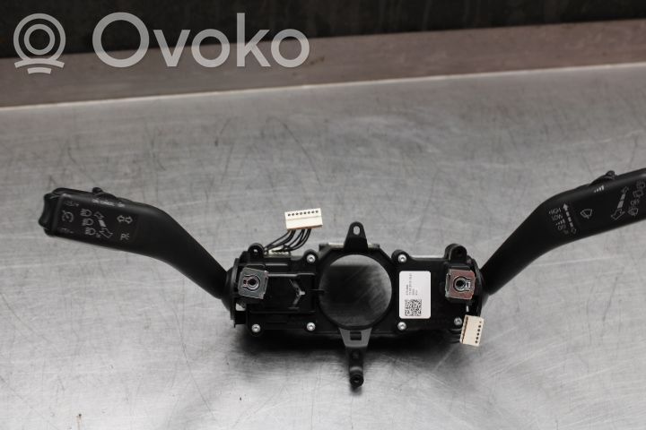 Volkswagen Caddy Interruptor/palanca de limpiador de luz de giro 