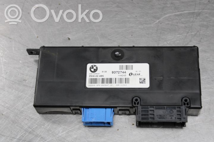 Autres unités de commande / modules   9372744