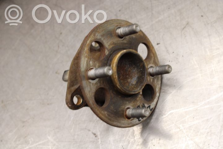 Toyota Yaris Mozzo portante ruota posteriore 