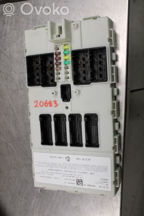 BMW 1 F20 F21 Module de fusibles