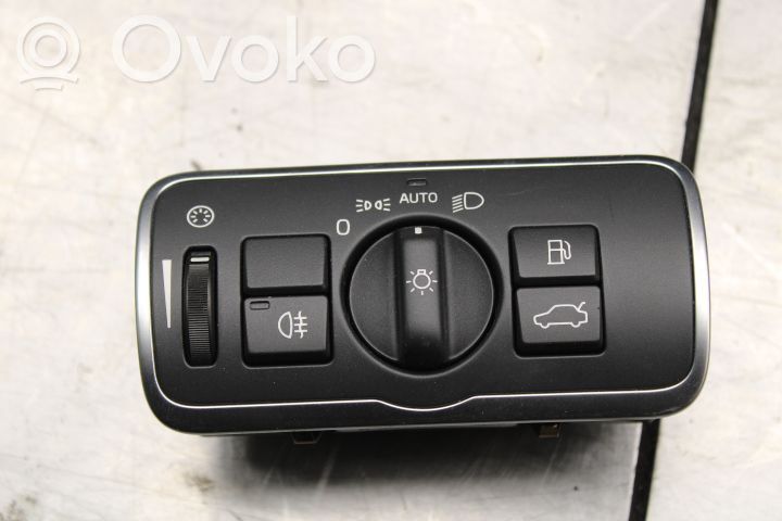 Light switch   31443839