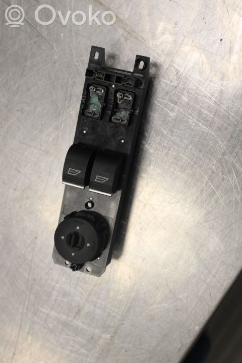 Ford Fiesta Electric window control switch 