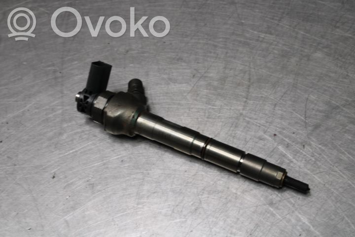 Inyector de combustible   04L130277AD