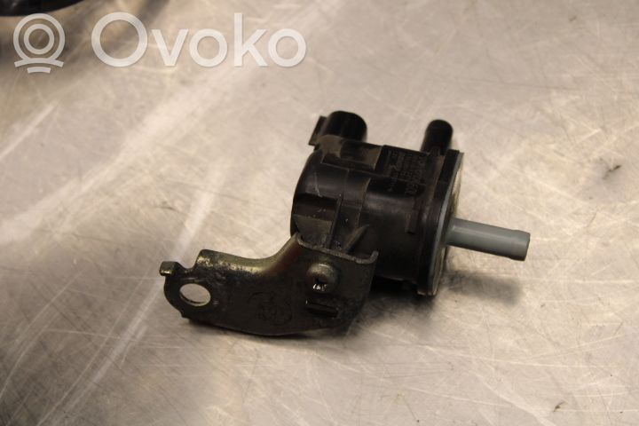 Toyota Auris E180 Valvola di depressione 