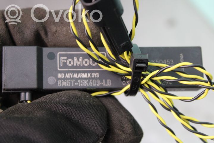 Wzmacniacz anteny   8M5T15K603LB