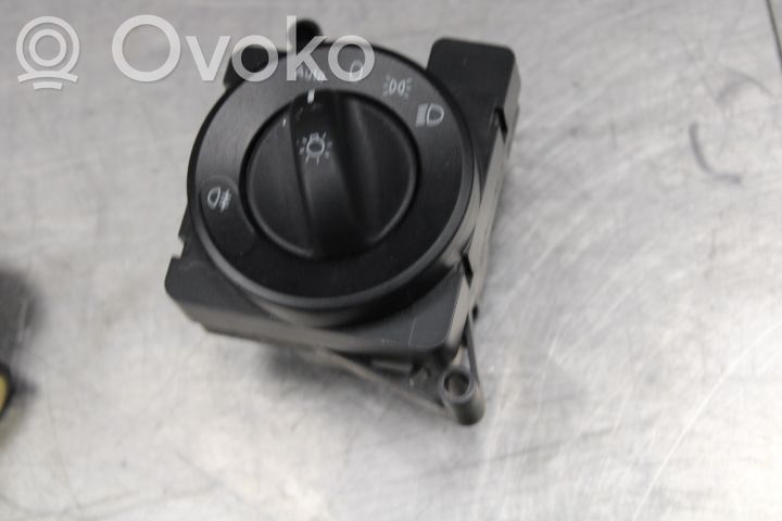 Mercedes-Benz Sprinter W906 Interruptor de luz 