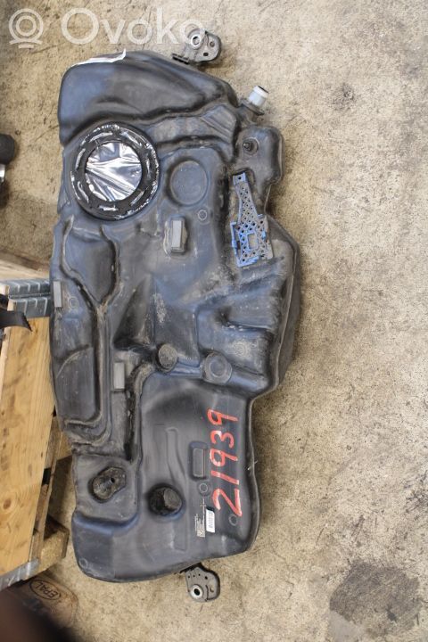 Volvo S90, V90 Rezervor combustibil 