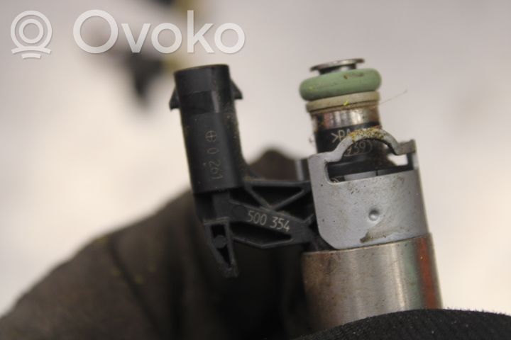 Volkswagen Golf VII Injektor Einspritzdüse 