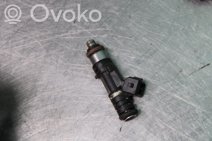 Ford C-MAX II Inyector de combustible 