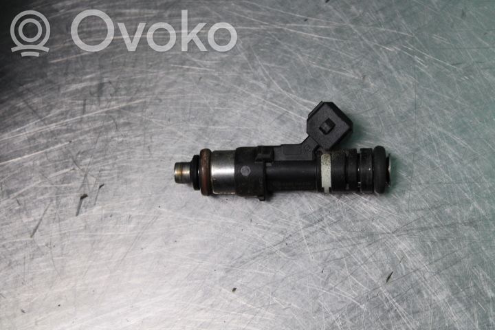 Ford C-MAX II Inyector de combustible 