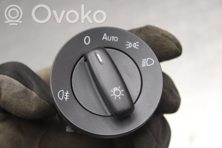 Light switch   1K0941431BK