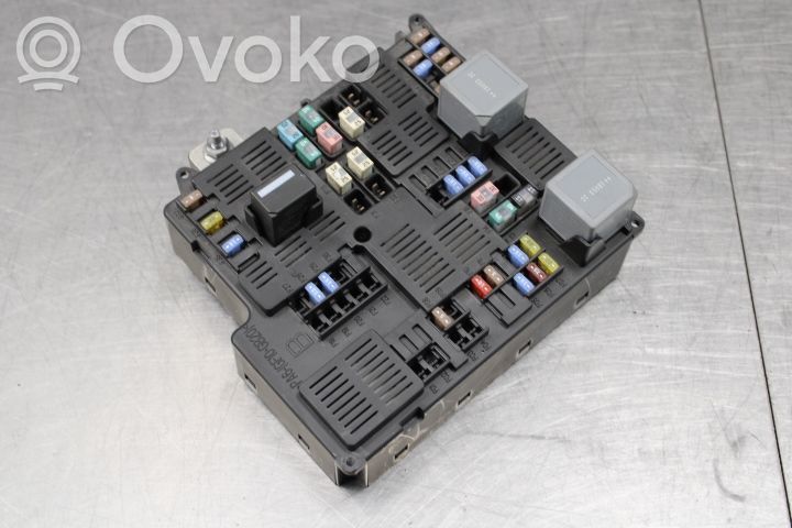 Módulo de fusible   31473771
