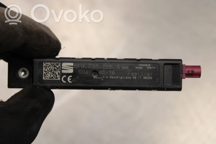 Seat Leon (5F) Amplificator antenă aeriană 