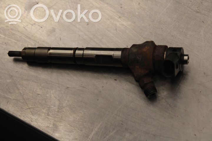 Inyector de combustible   04L130277AC