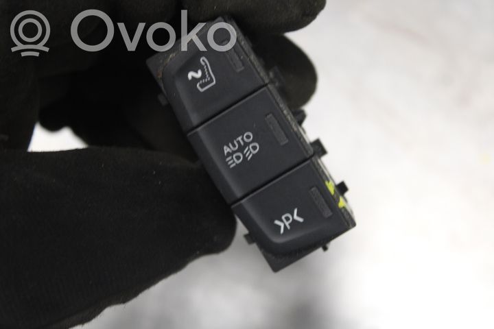 Przyciski multifunkcyjne   96770598ZD00