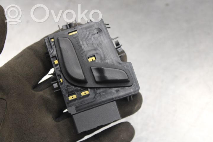 Interruptor de control del asiento   A2059052702
