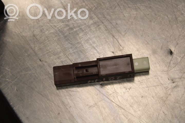 Antenna autoradio   18038486