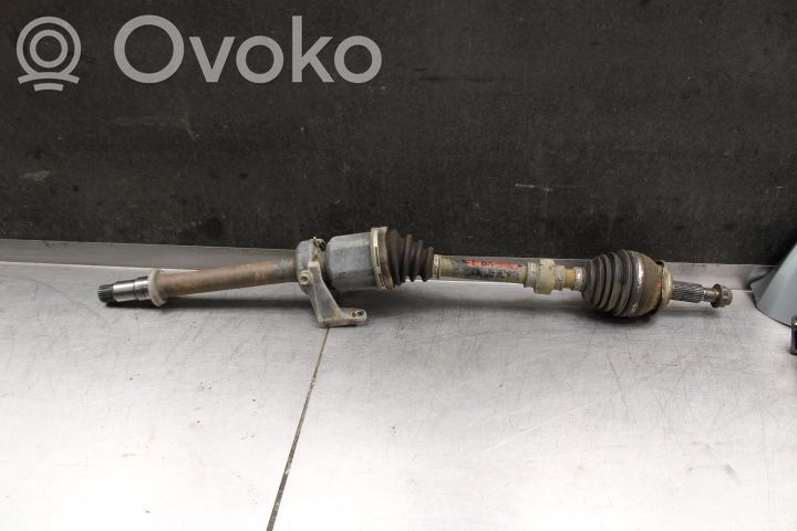 Toyota RAV 4 (XA40) Półoś przednia 