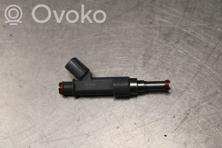 Inyector de combustible   232500T110