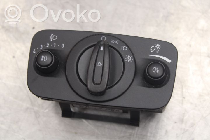 Light switch   1787264,AV6T13A024CC