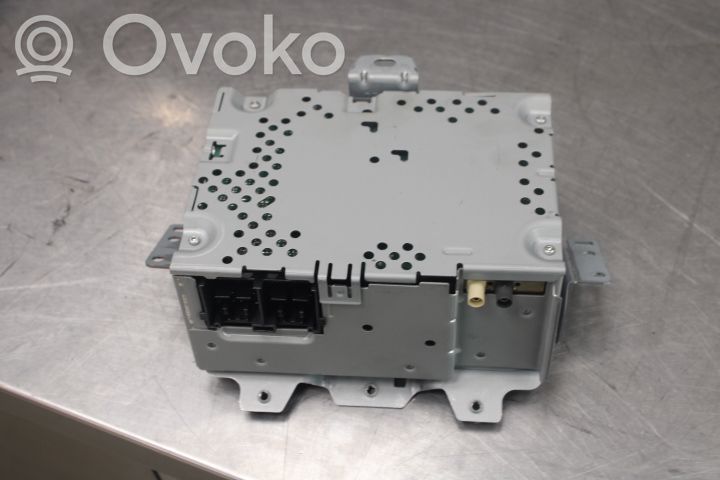 Panel / Radioodtwarzacz CD/DVD/GPS   KT1T18K810LU