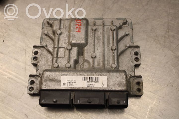 Renault Master III Injection control unit/module 