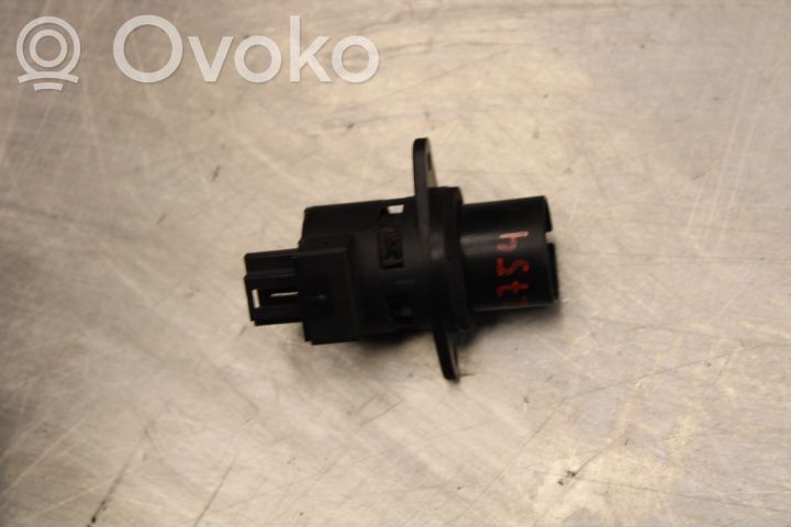 Interior temperature sensor
