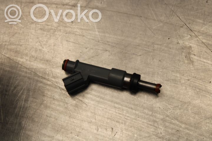 Inyector de combustible   232500T110