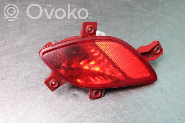 Hyundai i30 Reflector spate 
