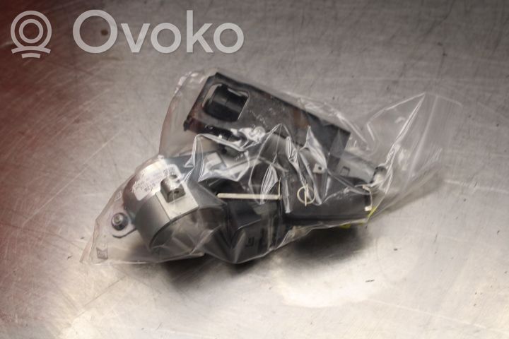 Opel Corsa E Užvedimo spynelė 