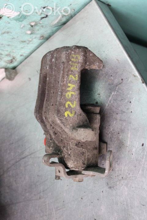Skoda Praktik (5J8) Pinza del freno posteriore