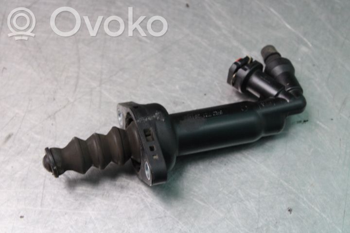 Skoda Praktik (5J8) Cilindro secondario della frizione 