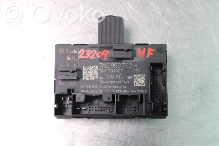 Unité de commande module de porte   7N0959792H