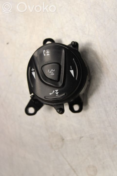 Ford Transit - Tourneo Connect Butoane/comutatoare pe volan