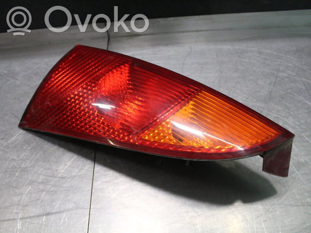 Ford Focus Lampă spate în caroserie 