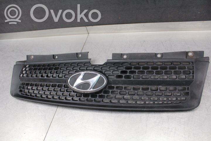 Hyundai Matrix Etupuskurin alempi jäähdytinsäleikkö 