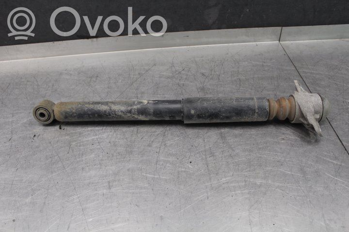 Volkswagen Golf VI Takaiskunvaimennin