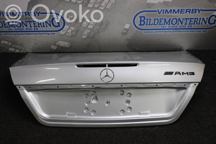 Mercedes-Benz E W211 Hayon/capotă portbagaj 